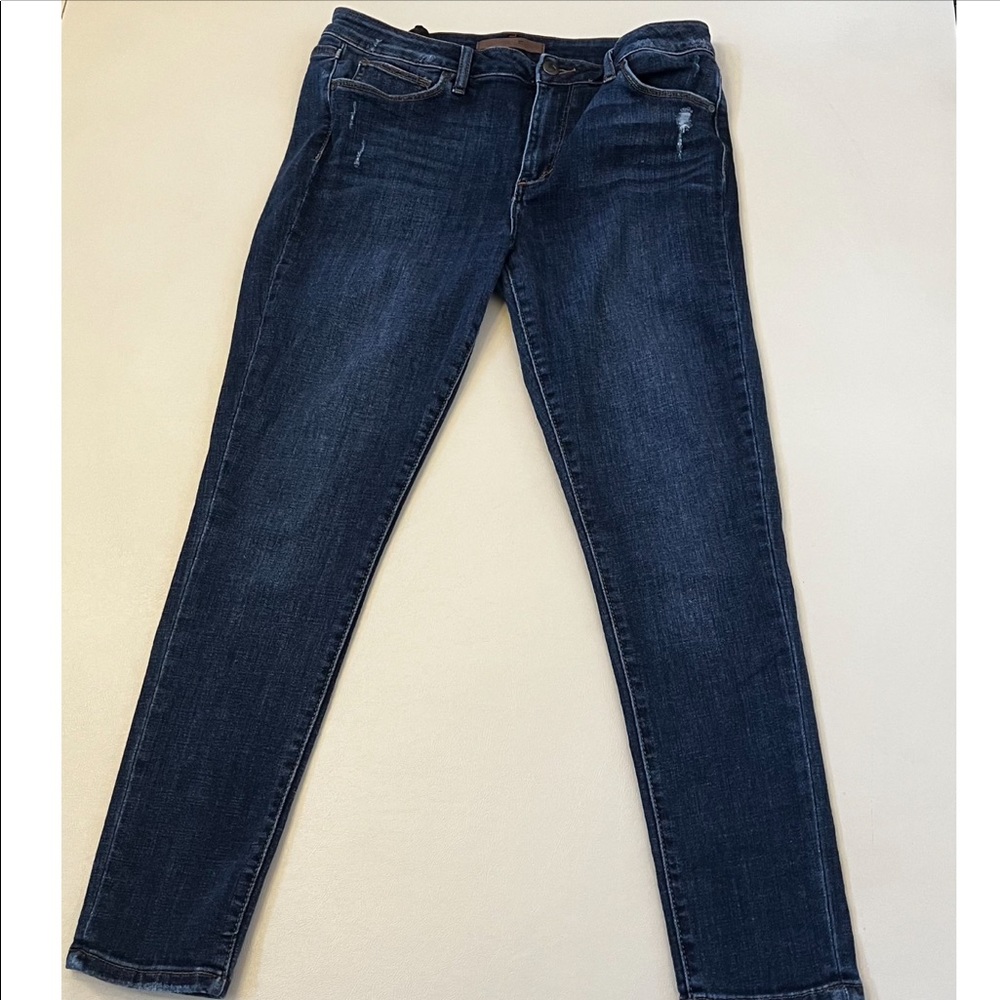 Joe’s Blue Distressed Jeans L-6